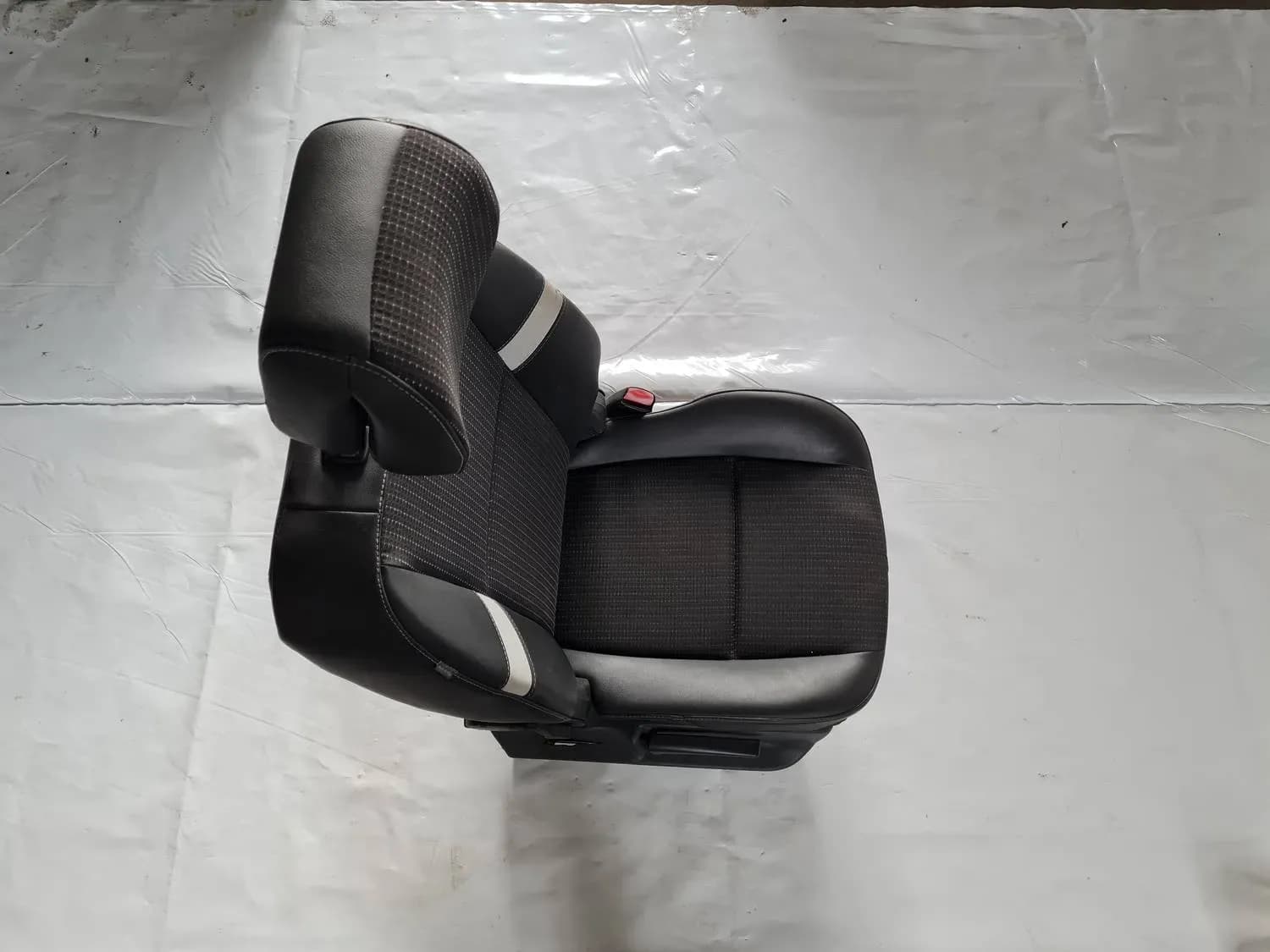 Banco dianteiro direito RENAULT SCENIC III 2011 - foto 1
