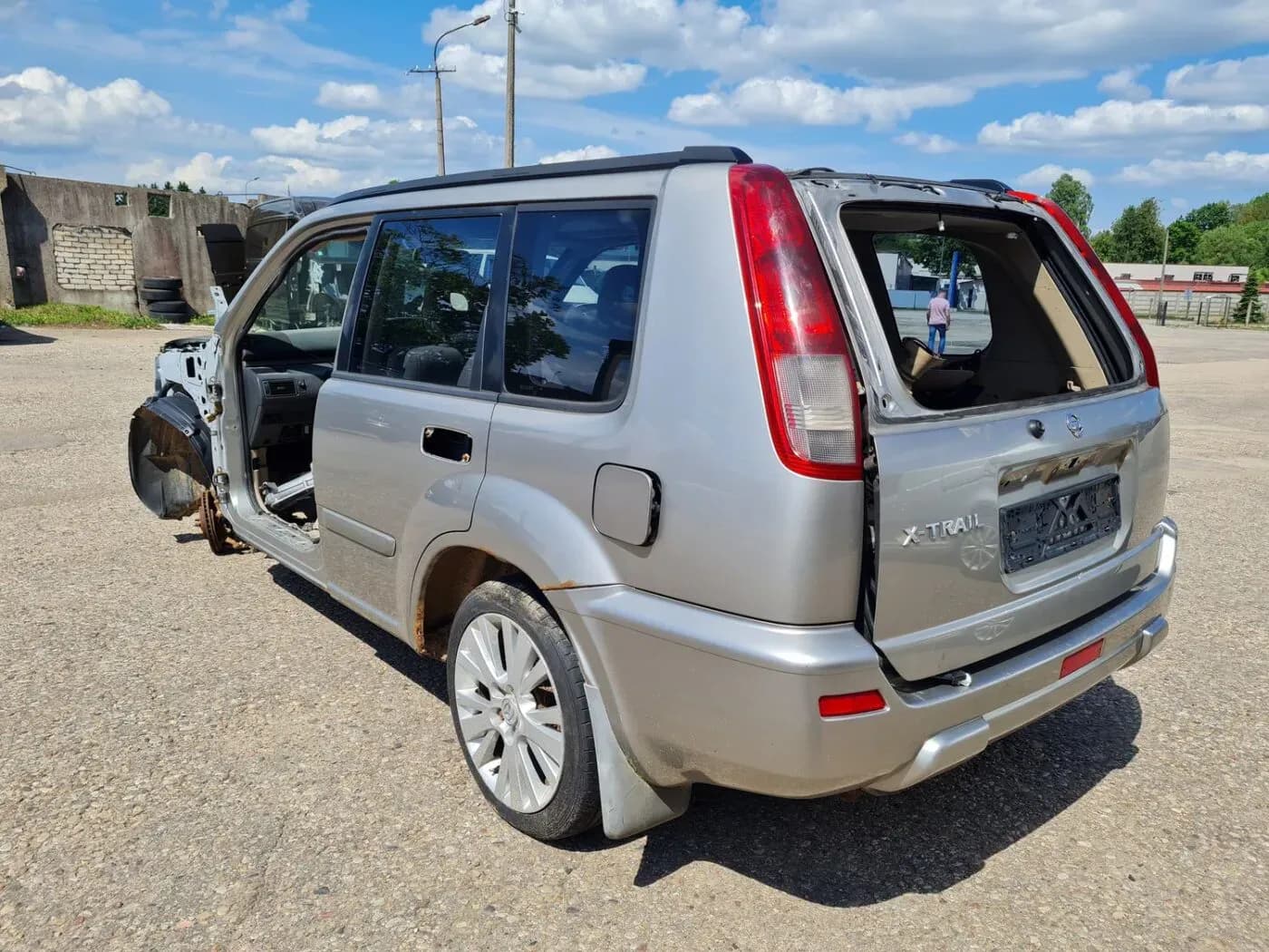 Foto do automóvel desmontado 5