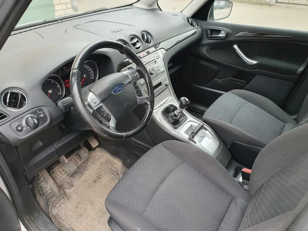 Foto do automóvel desmontado 5
