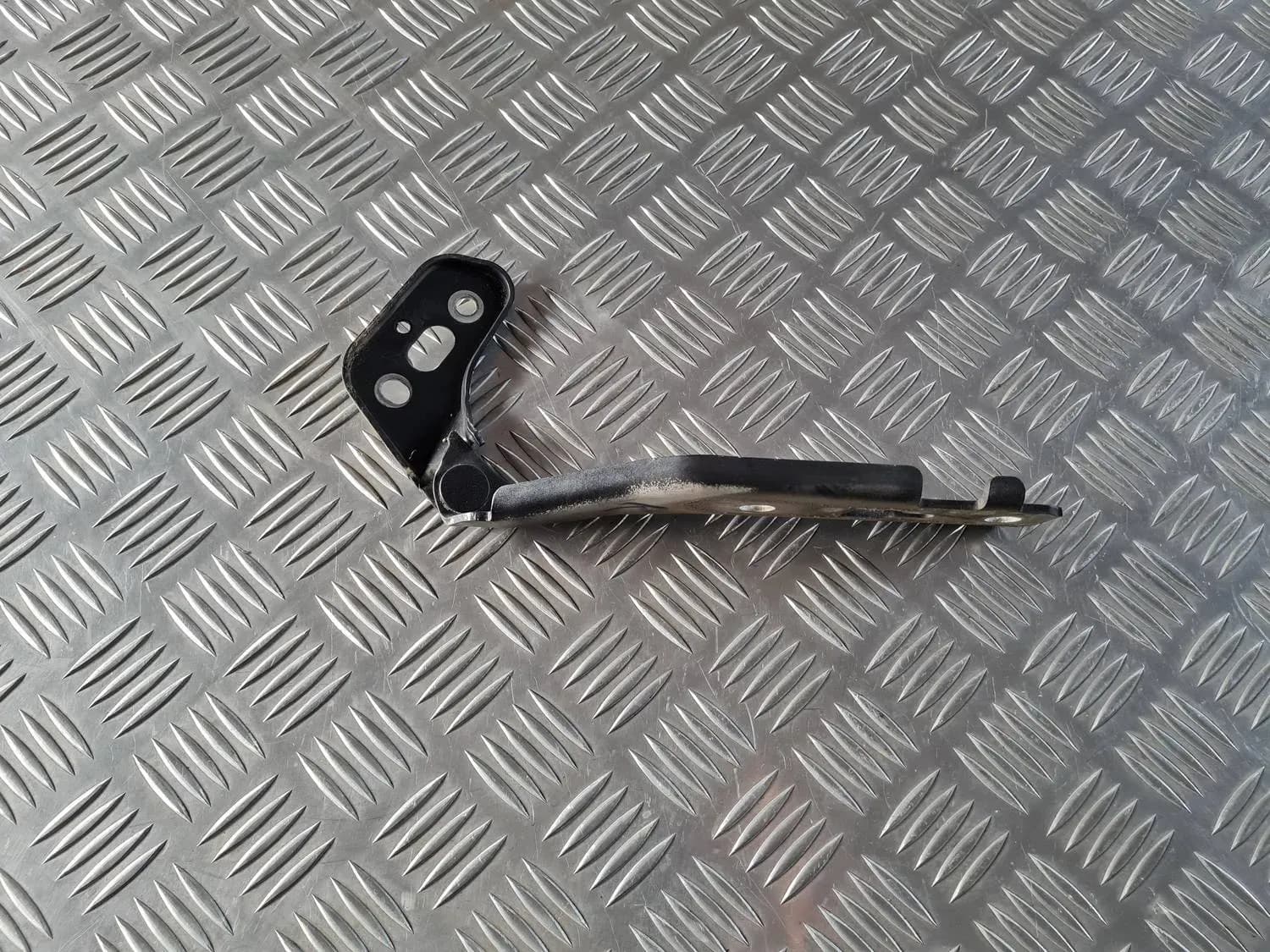 Dobradiça do capô, direita AUDI A6 2008 - foto 3