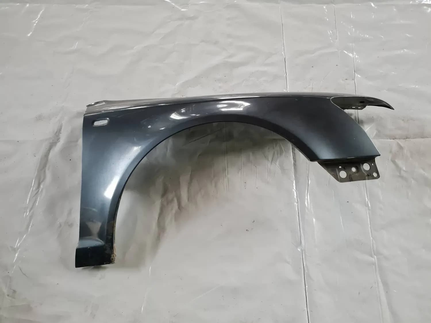 Asa dianteira direita AUDI A6 2008