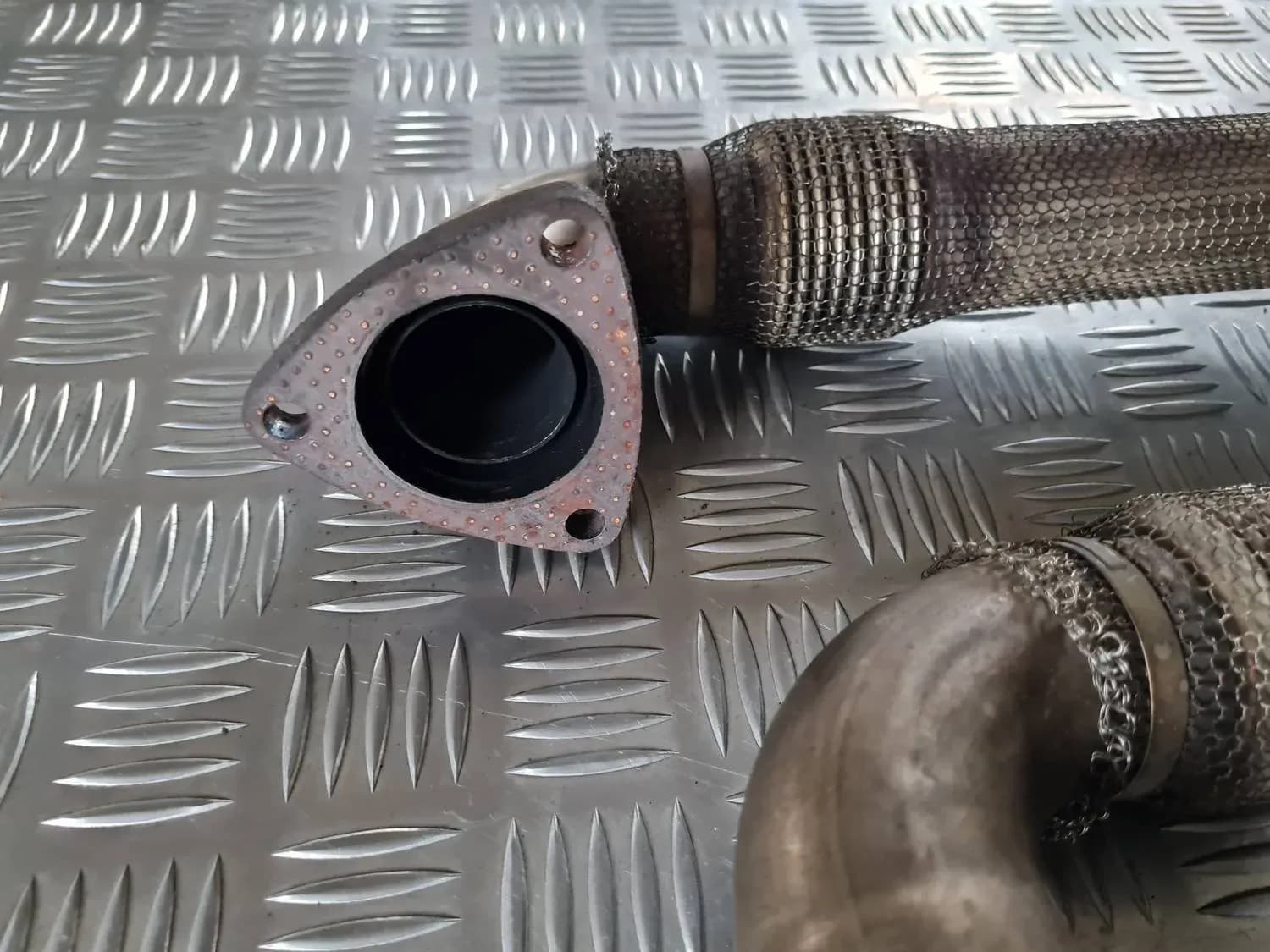 Tubo de escape do turbocompressor AUDI A6 2008 - foto 2