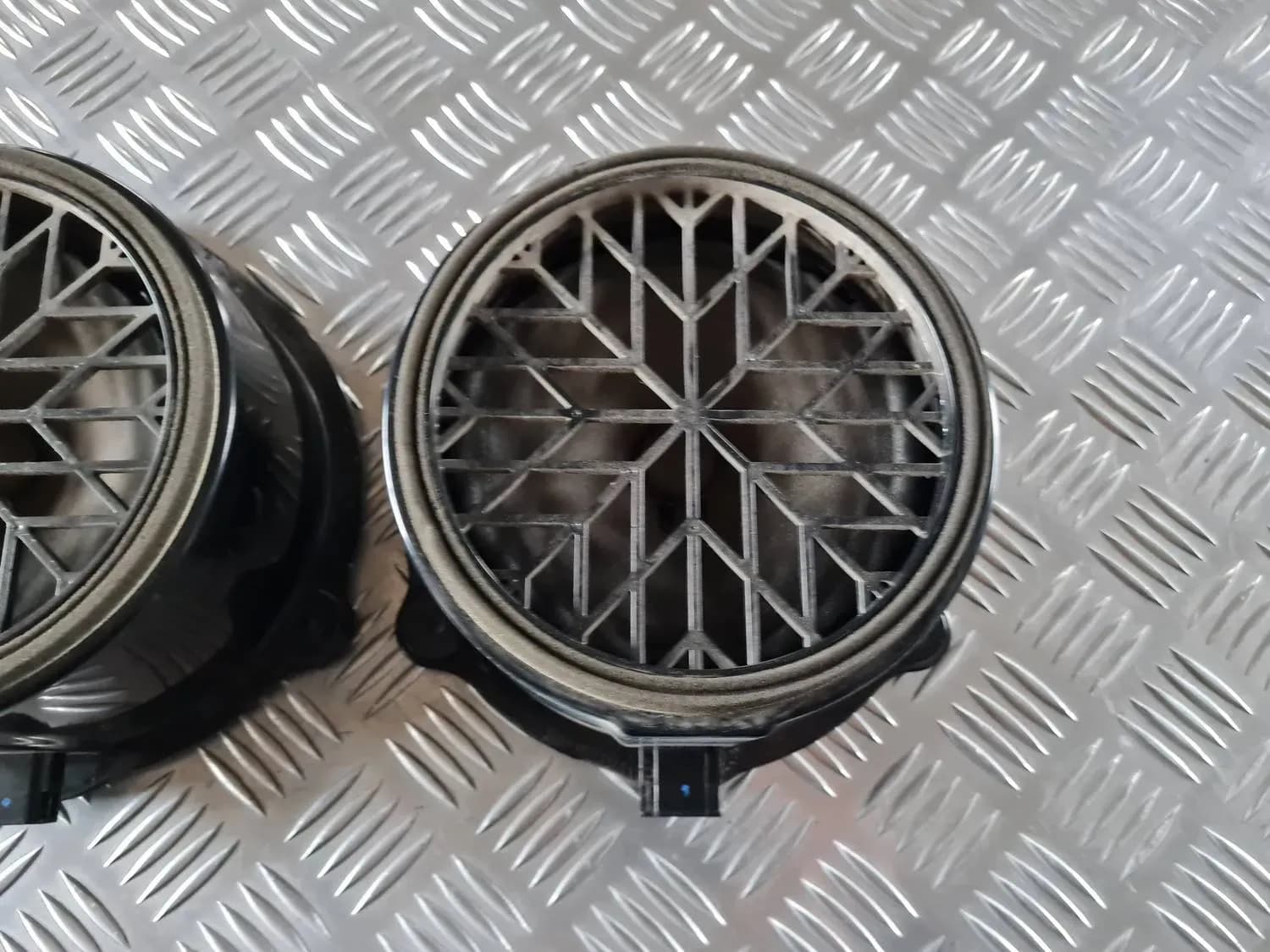 Altifalante da porta, inferior AUDI A6 2008 - foto 2