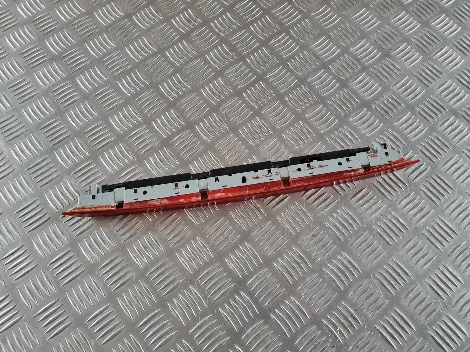 Sinal de paragem AUDI A6 2008 - foto 1