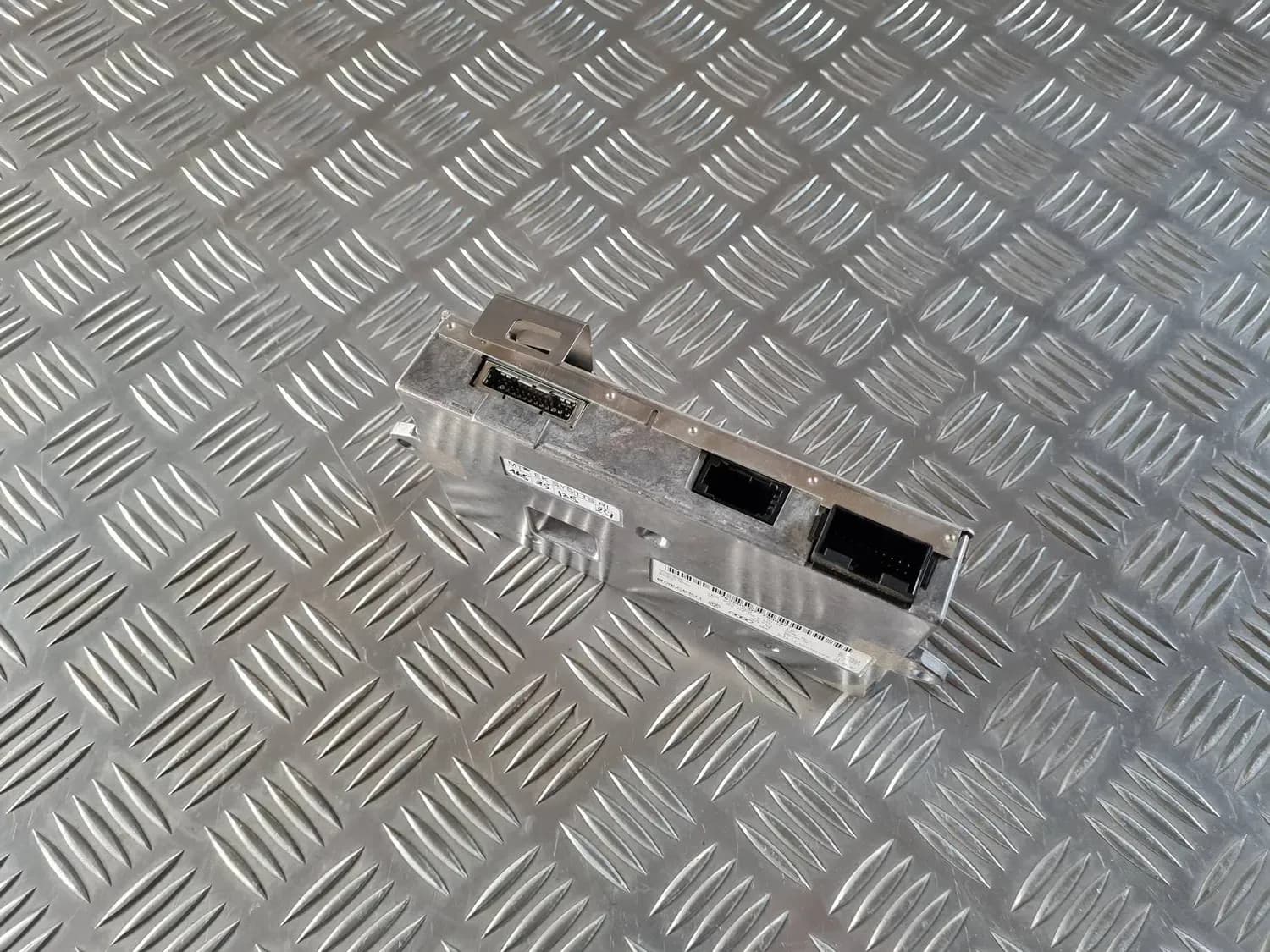 Unidade de controlo multimédia AUDI A6 2008 - foto 2