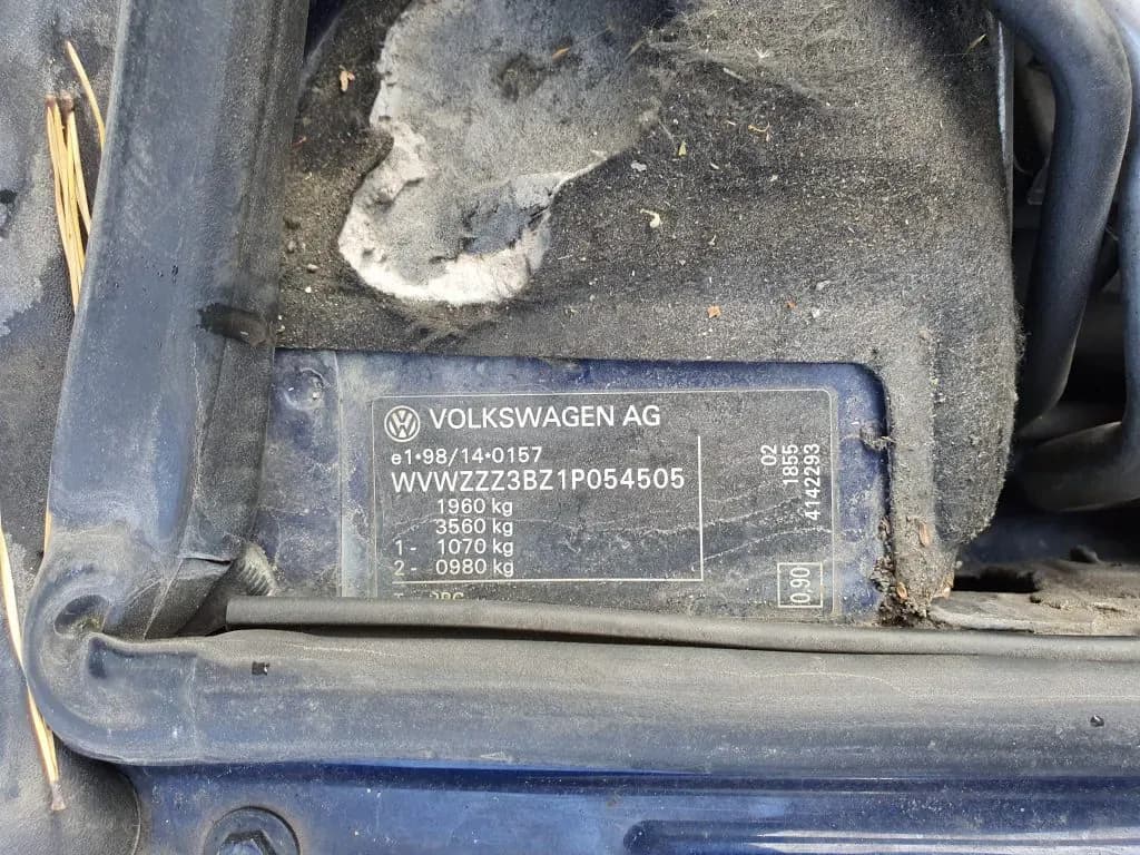 Foto do automóvel desmontado 5