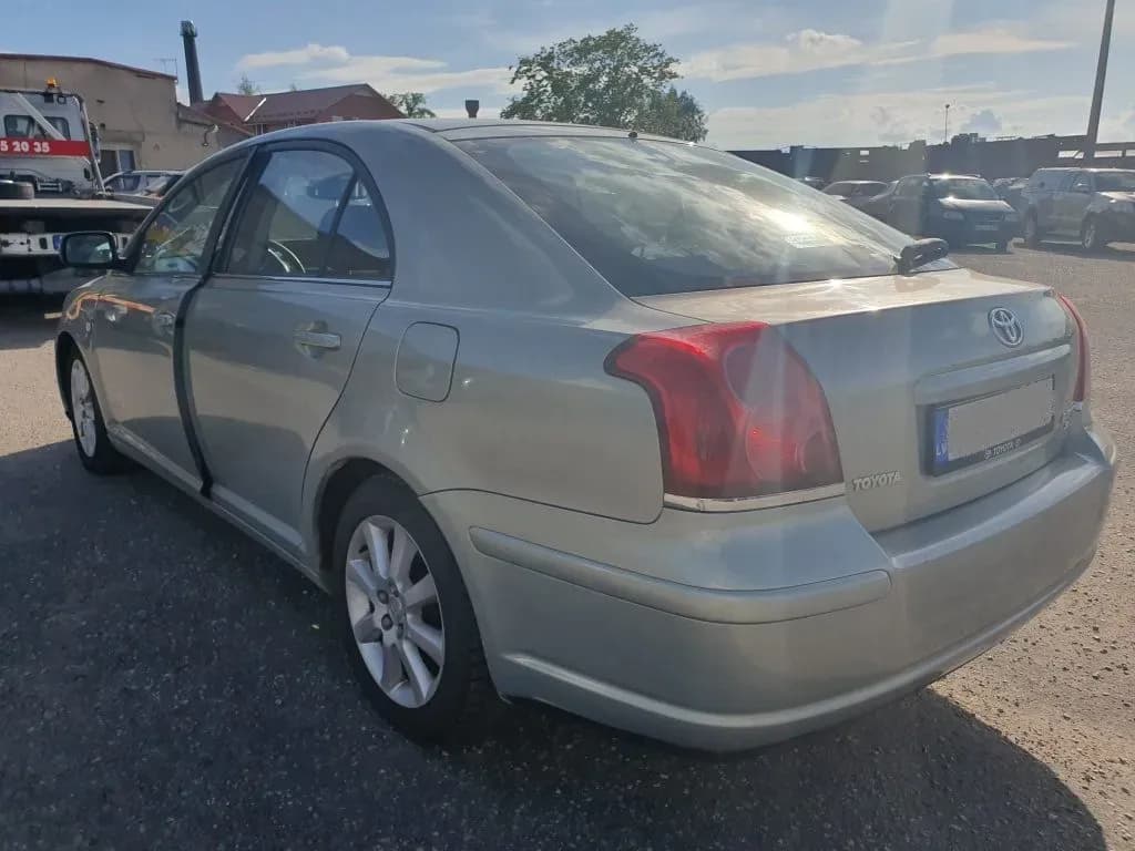 Foto do automóvel desmontado 4