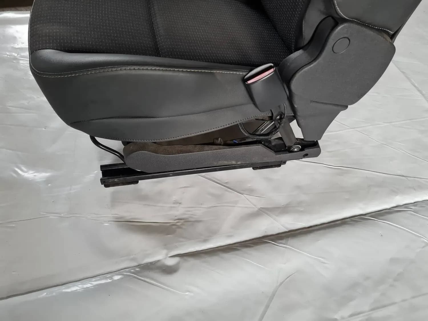 Banco dianteiro direito RENAULT SCENIC III 2011 - foto 5