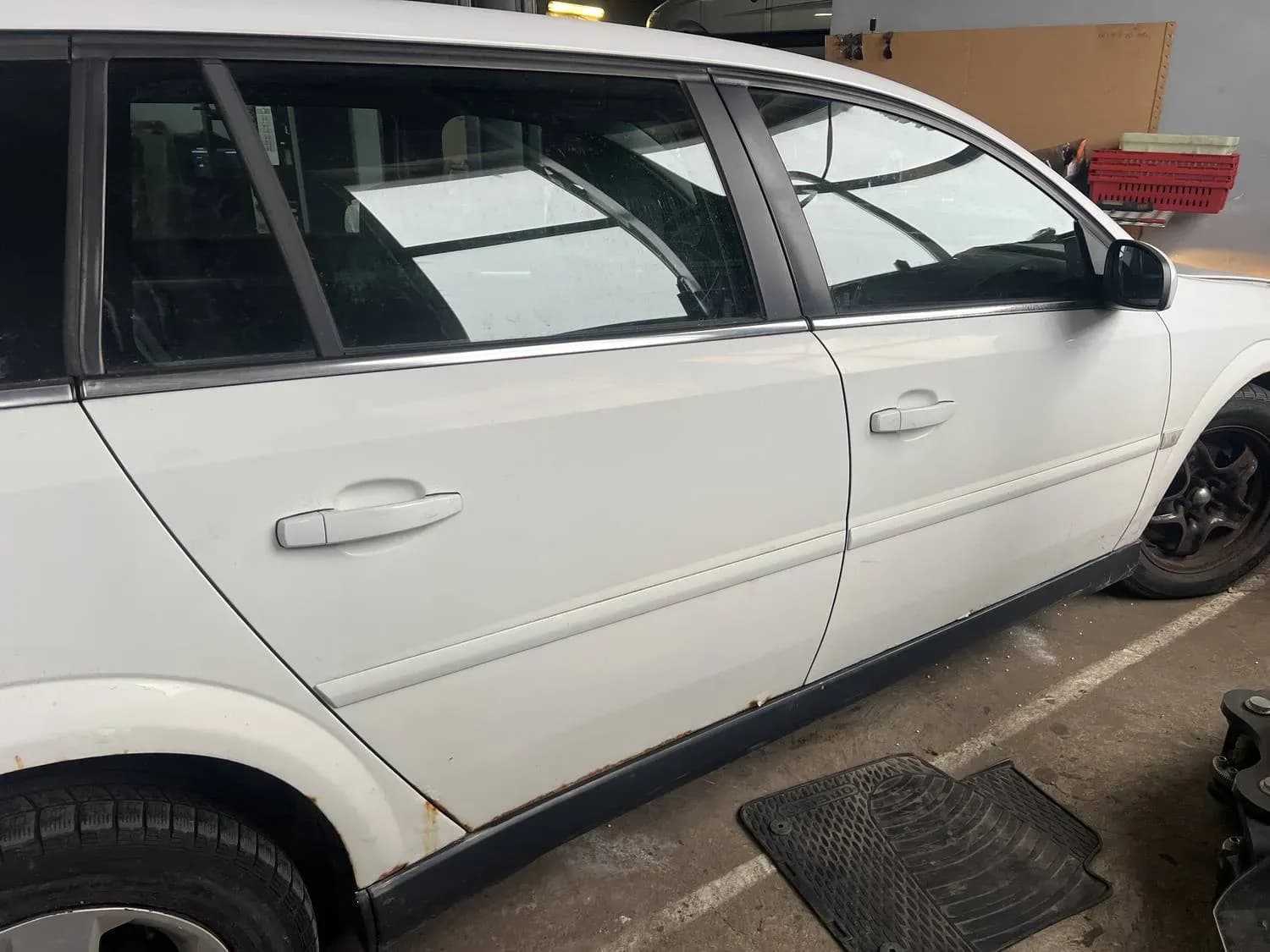 Foto do automóvel desmontado 5