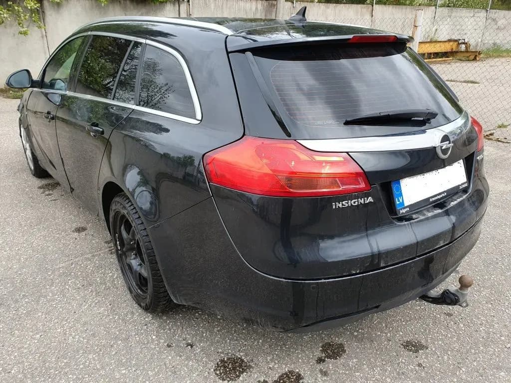 Foto do automóvel desmontado 4