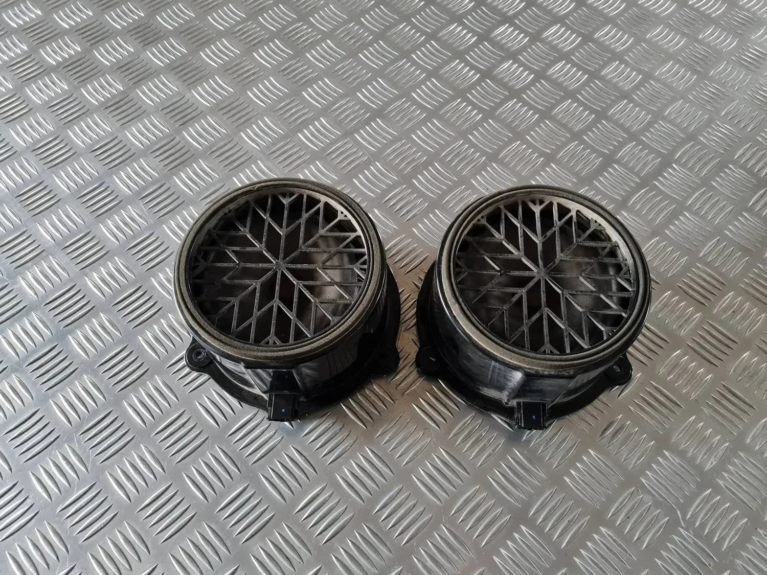 Altifalante da porta, inferior AUDI A6 2008 - foto 1