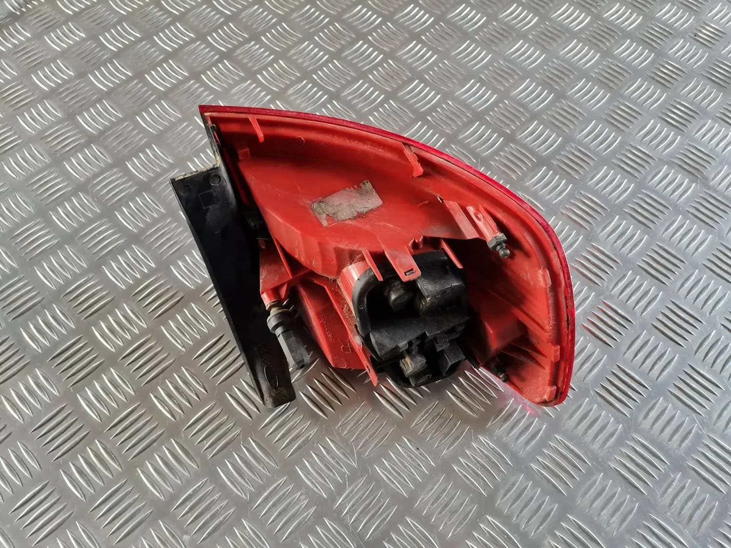 Luz traseira direita AUDI A6 2008 - foto 3