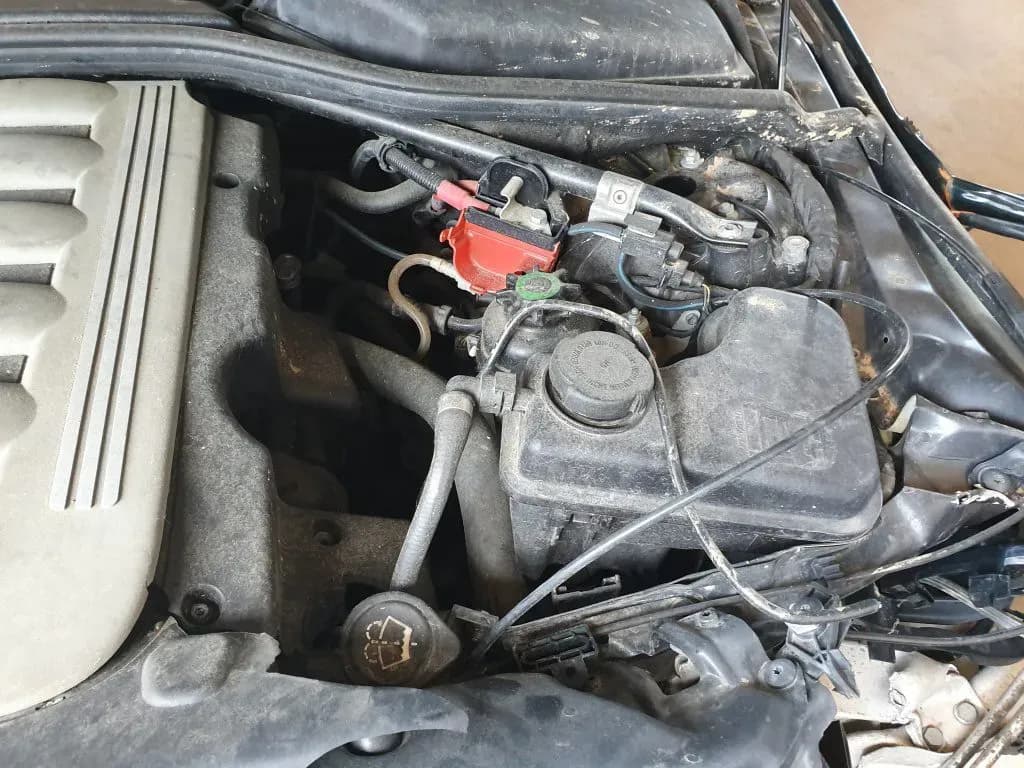 Foto do automóvel desmontado 5