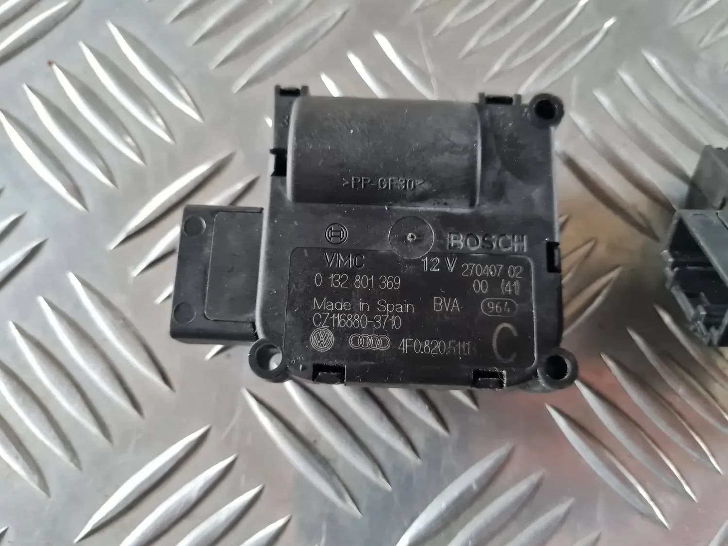 Atuador do sistema de aquecimento AUDI A6 2008 - foto 3