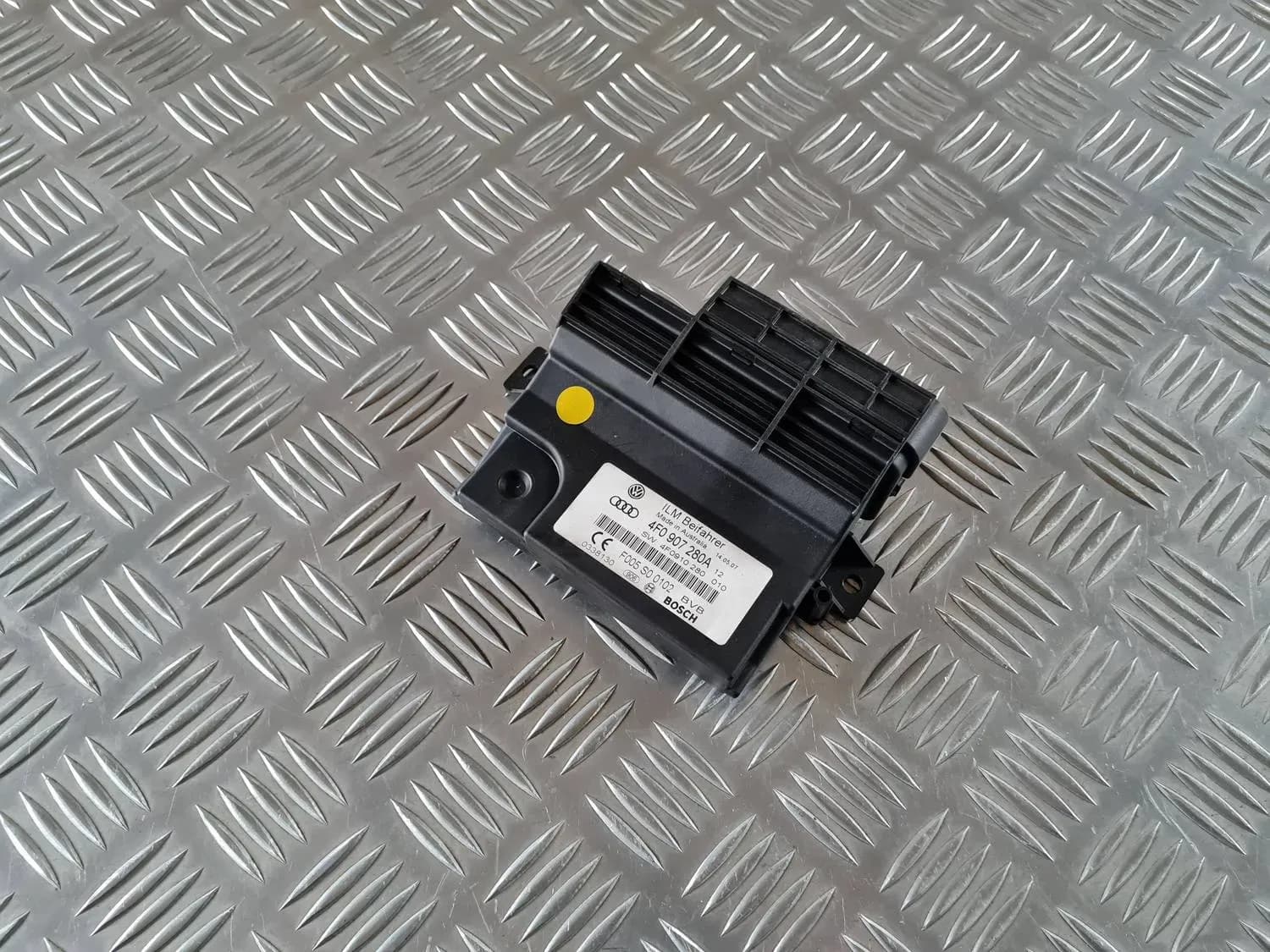 Unidade de controlo do sistema de bordo AUDI A6 2008 - foto 1