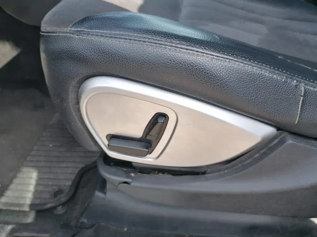 Foto do automóvel desmontado 4