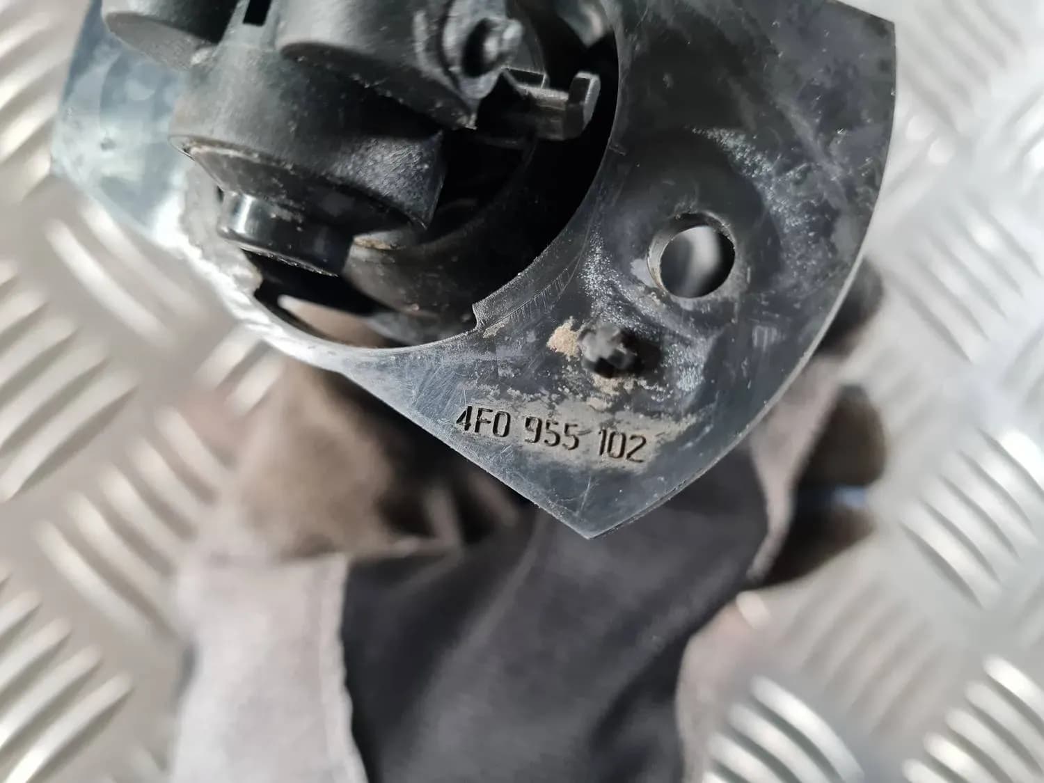 Bocal da máquina de lavar AUDI A6 2008 - foto 5