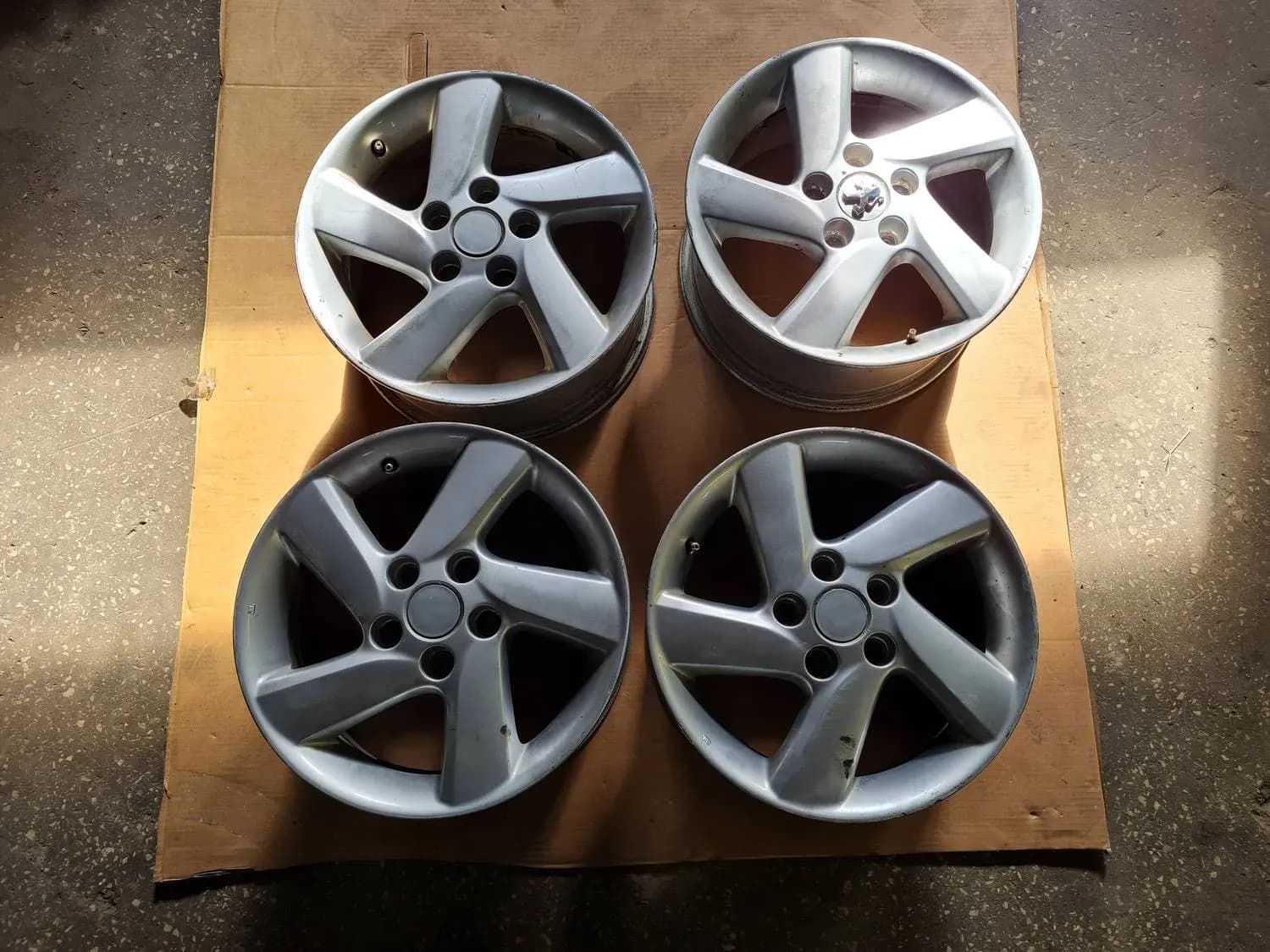 Jantes de liga leve (conjunto) RENAULT SCENIC III 2011 - foto 1