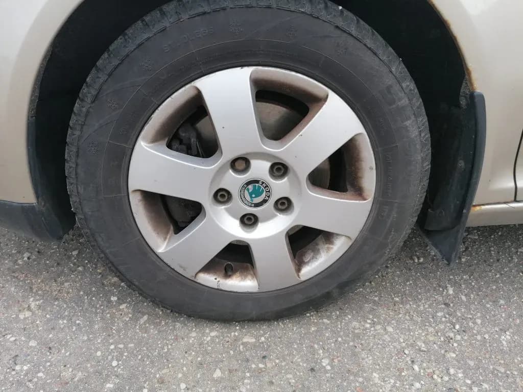 Foto do automóvel desmontado 5