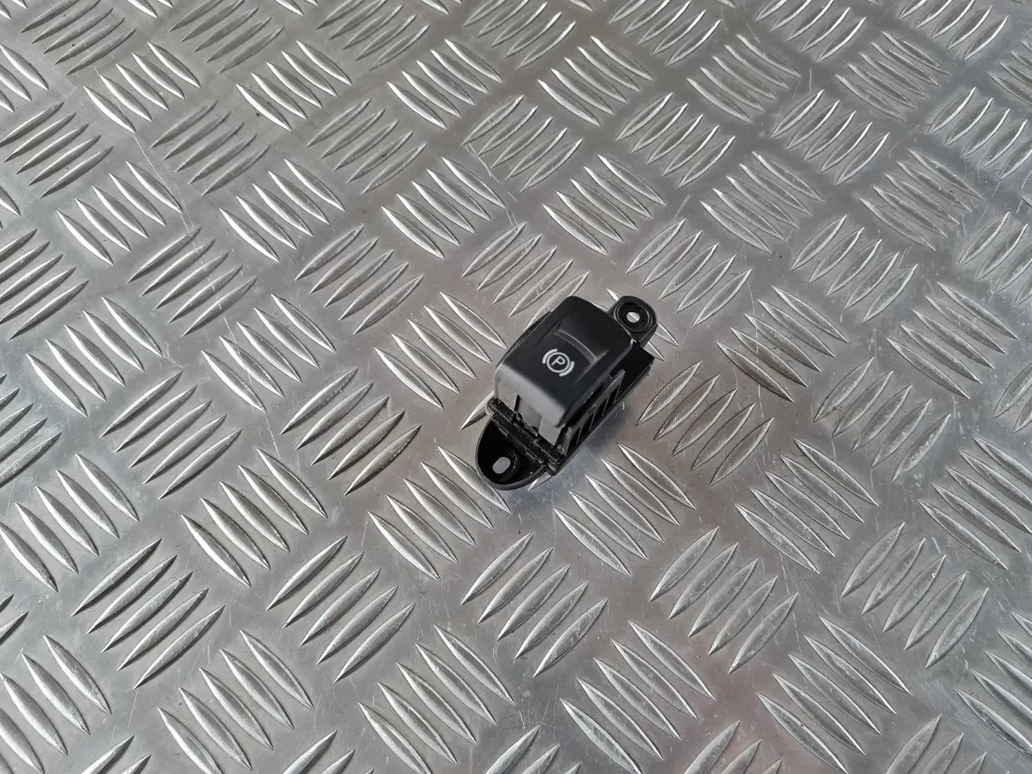 Botão do travão de estacionamento AUDI A6 2008 - foto 1