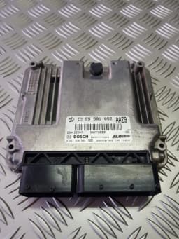 Unidade de controlo do motor OPEL ASTRA J 2011