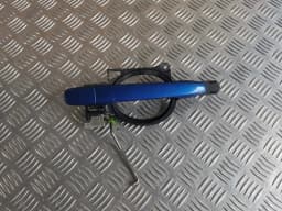 Pega da porta traseira esquerda MITSUBISHI LANCER 2009